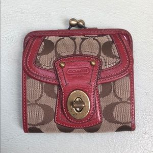 Coach- women’s wallet